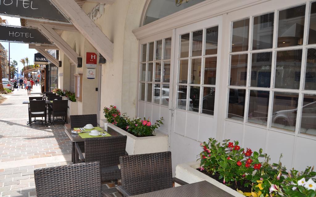 Brit Hotel Confort Le Revest Sainte-Maxime Exterior photo